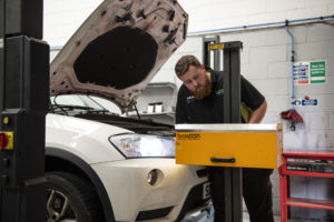 Lights test for MOT